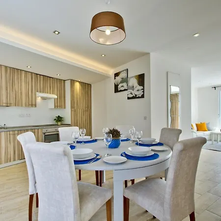 Apartment Duplex Penthouse With Sea Views & Private Terrace By Shortletsmalta *