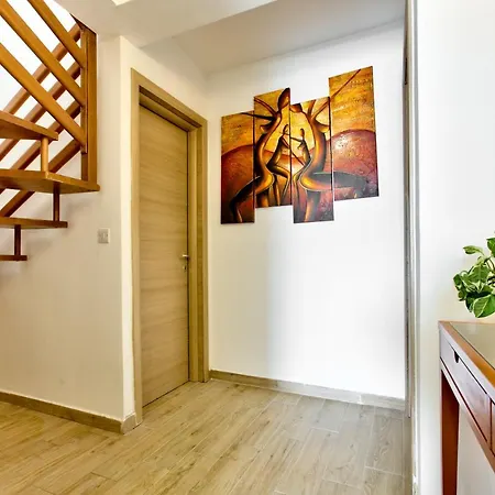 Duplex Penthouse With Sea Views & Private Terrace By Shortletsmalta * Sliema