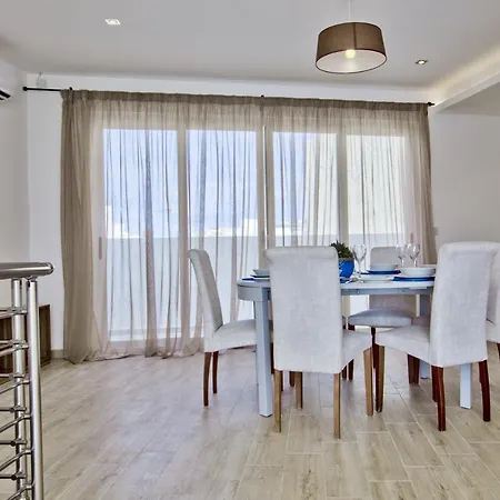 Duplex Penthouse With Sea Views & Private Terrace By Shortletsmalta Sliema